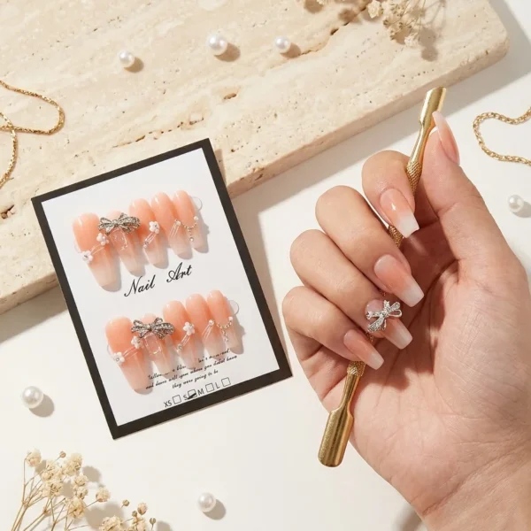 Silk Bow — Ombré Pêche Extra-Long Nœud Cristal & Chaînette Perles
