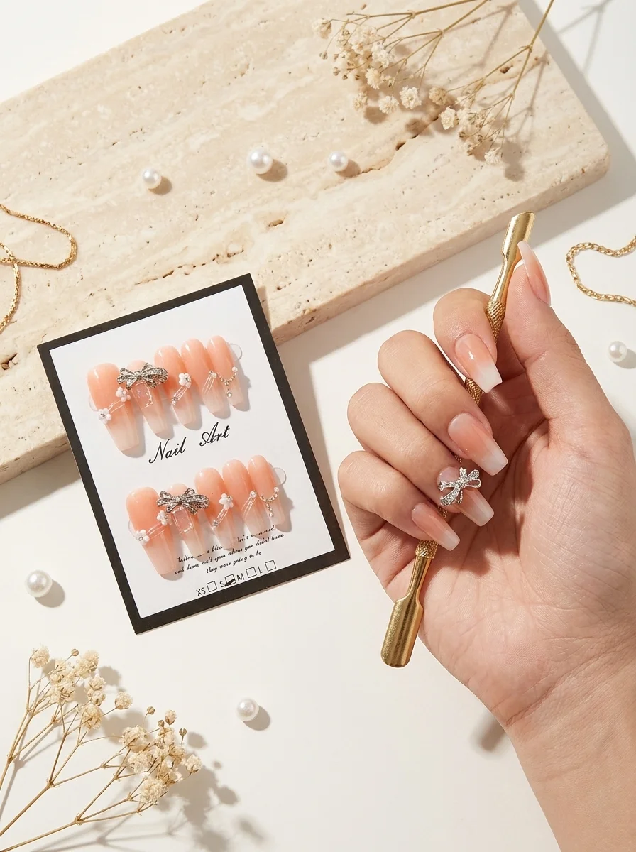 Silk Bow — Ombré Pêche Extra-Long Nœud Cristal & Chaînette Perles