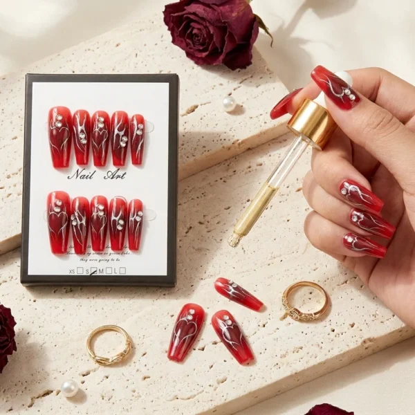 Rouge Passion — Faux Ongles Rouge Laque & Chrome Argent